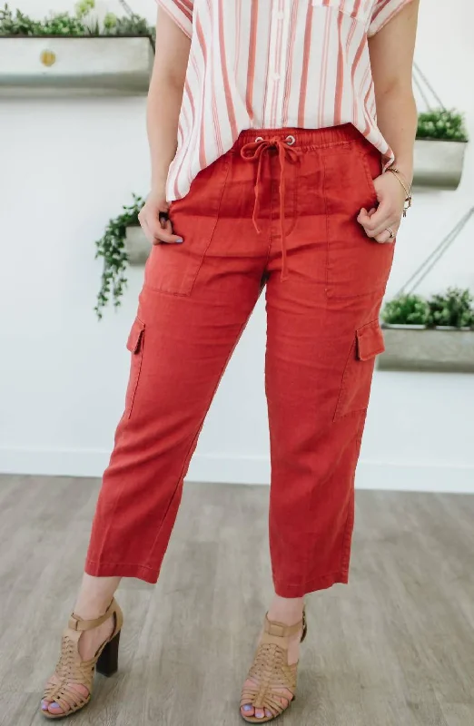 Discoverer Pull-On Cargo Pant In Sedona