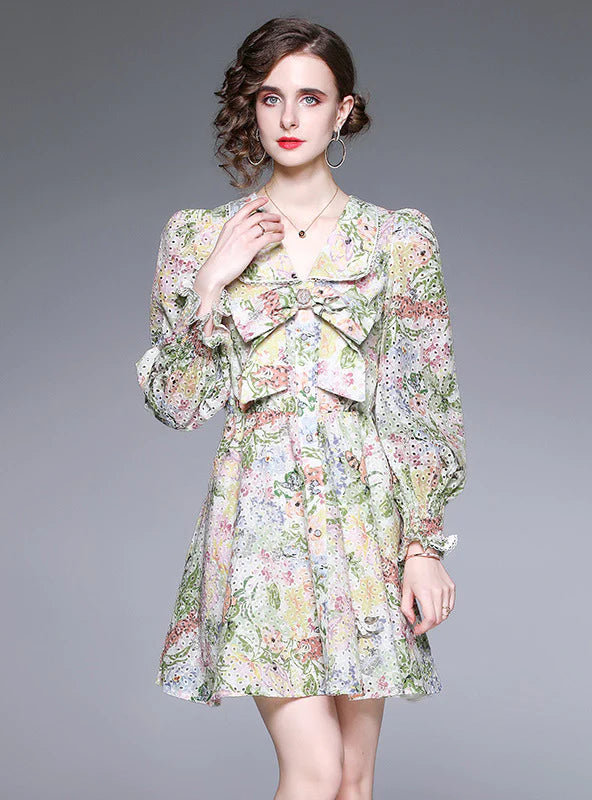 FLORAL LONG SLEEVE V-NECK DRESS