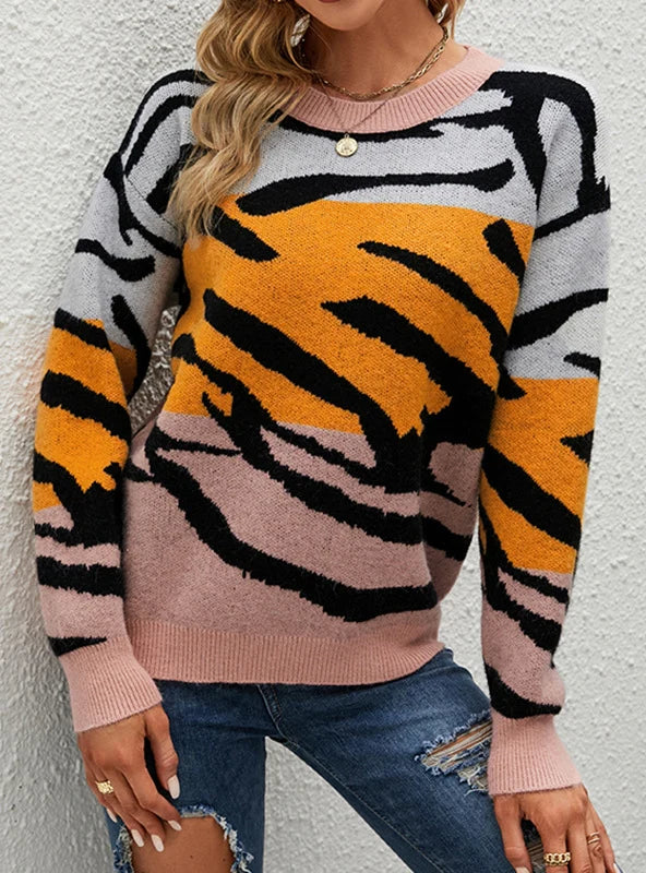 LOOSE PULLOVER COLOR MATCHING TIGER SWEATER