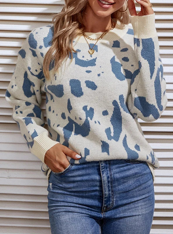 ROUND NECK CONTRAST ANIMAL PATTERN SWEATER