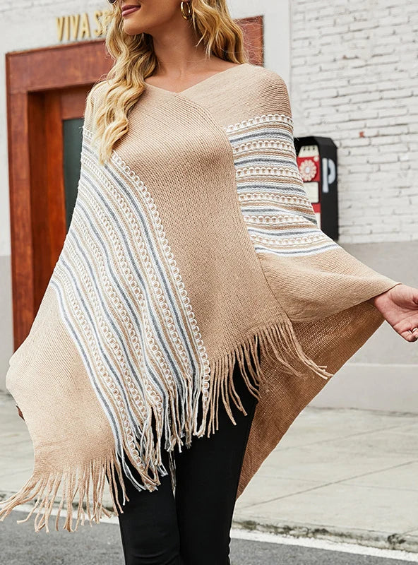 WOMEN COLORED FRINGE CLOAK