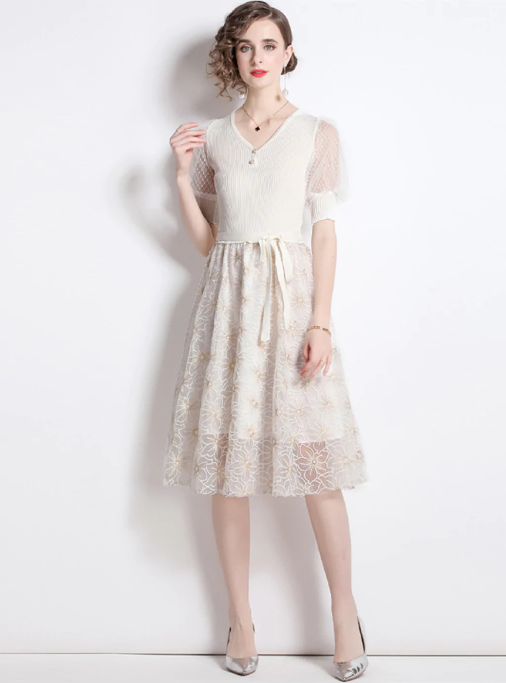 YARN EMBROIDERY HEAVY SUMMER SLIM DRESS