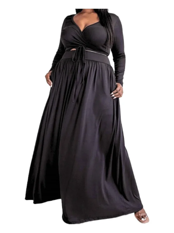 Two Piece Maxi Skirt Set - Plus In Black